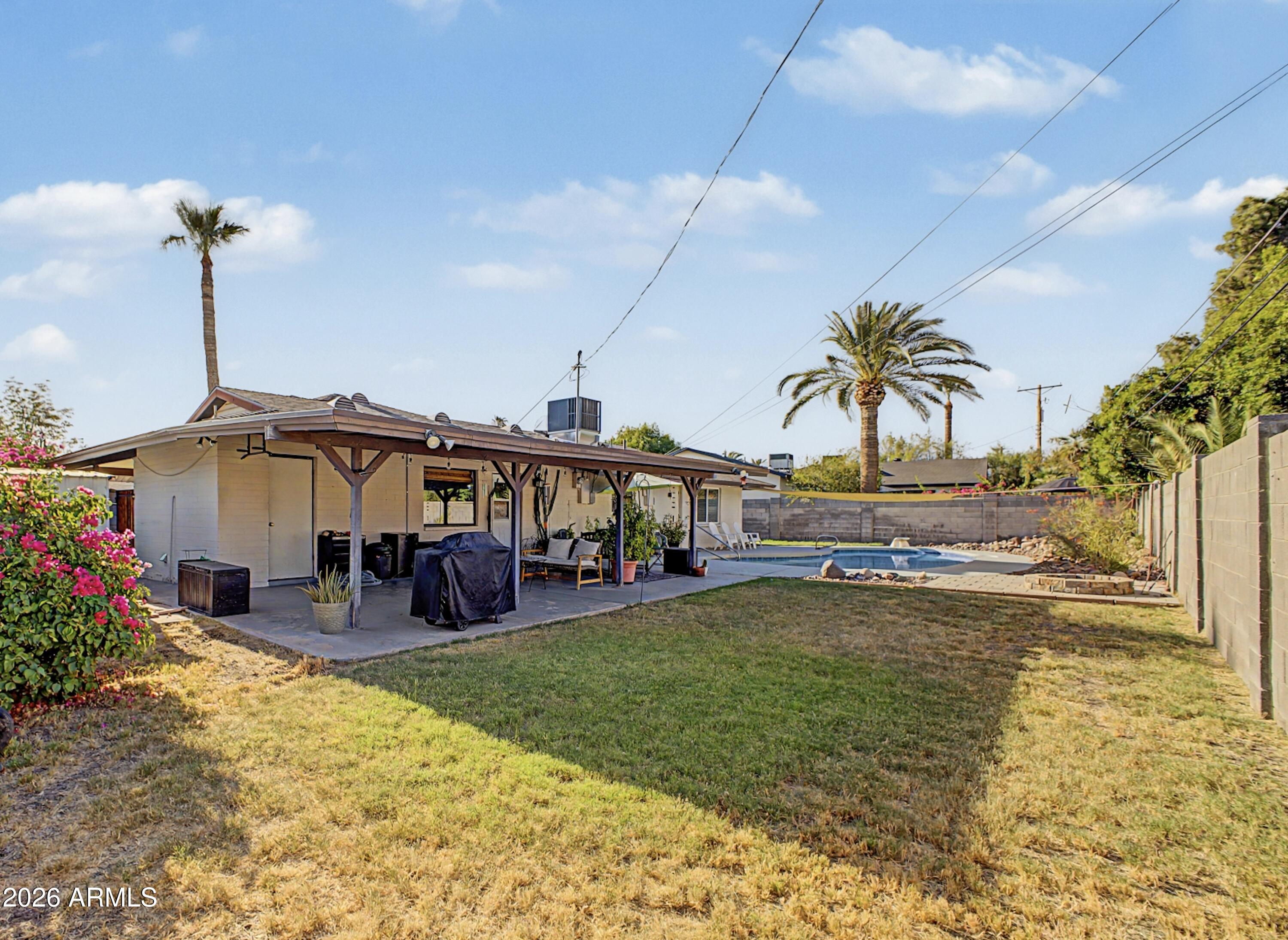 8913 North 17th Lane Phoenix, AZ 85021 - Photo 23 of 28 Backyard