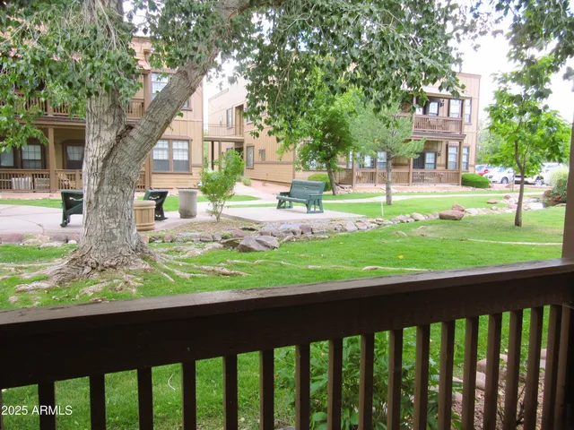 $149,900 | 2361 Quarter Horse Trail, Unit 132, Overgaard, AZ 85933