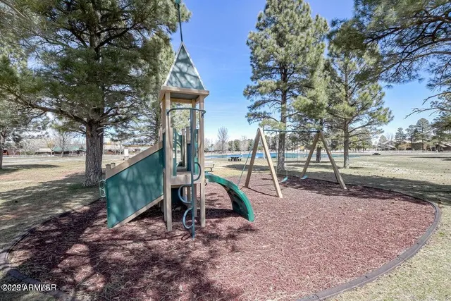 $149,900 | 2361 Quarter Horse Trail, Unit 132, Overgaard, AZ 85933