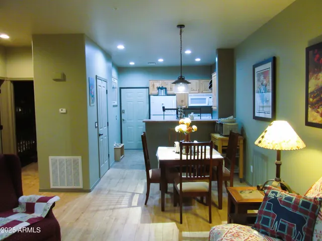 $149,900 | 2361 Quarter Horse Trail, Unit 132, Overgaard, AZ 85933