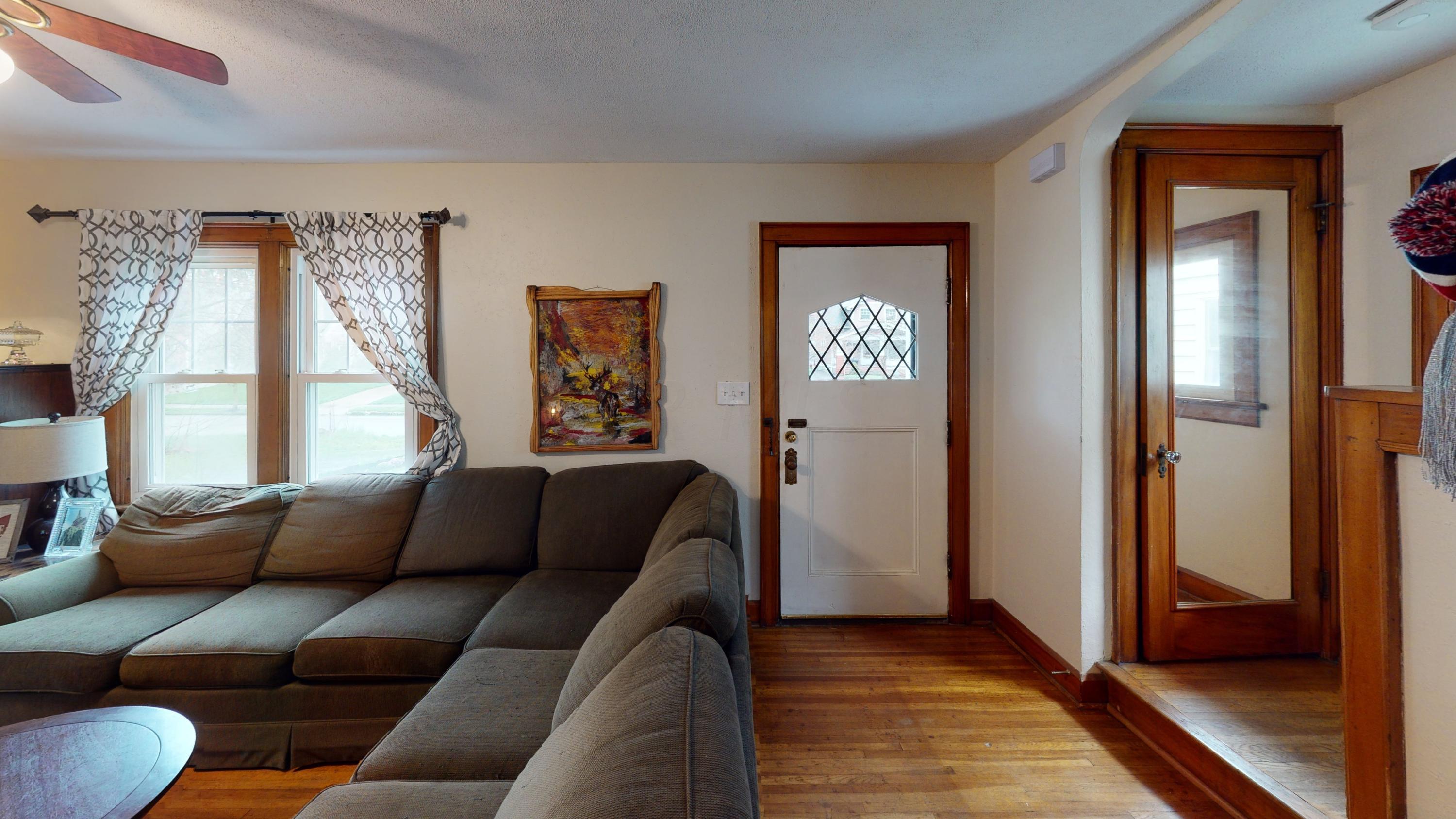504 East Torrence Road Columbus, OH 43214 - Photo 6 of 29 Gallery Image 6