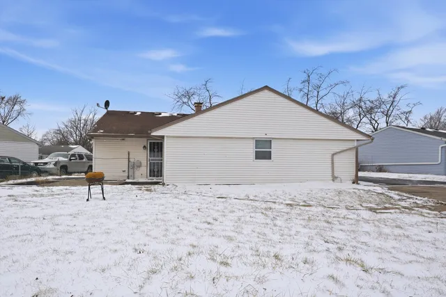 $179,000 | 22701 Theodore Avenue, Sauk Village, IL 60411