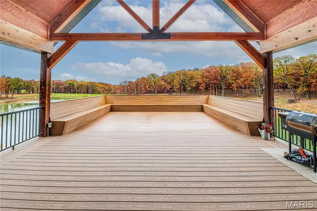 $2,500,000 | 23252 Jupiter Avenue, Macon, MO 63552