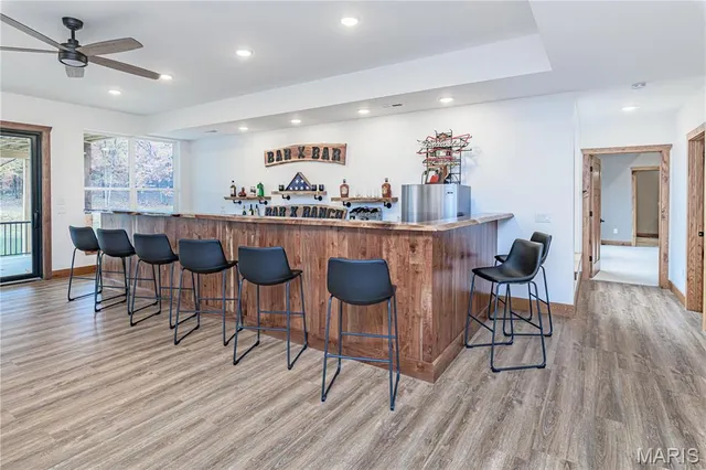 $2,500,000 | 23252 Jupiter Avenue, Macon, MO 63552