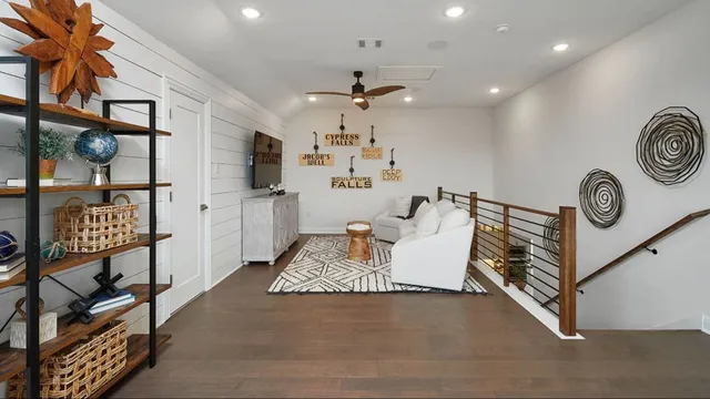 $749,990 | 123 Constitution Way, Kyle, TX 78640