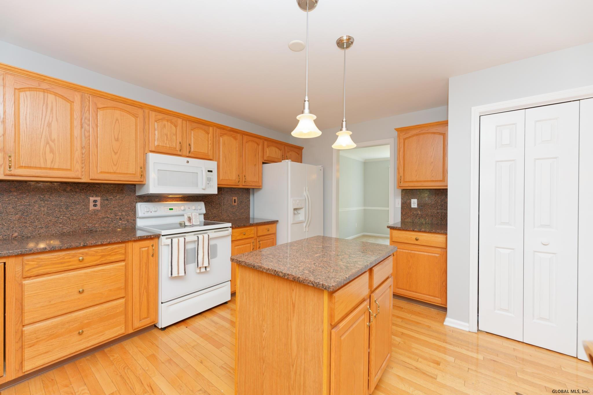 2 Montery Road Schenectady, NY 12303 - Photo 8 of 38 Photo 8