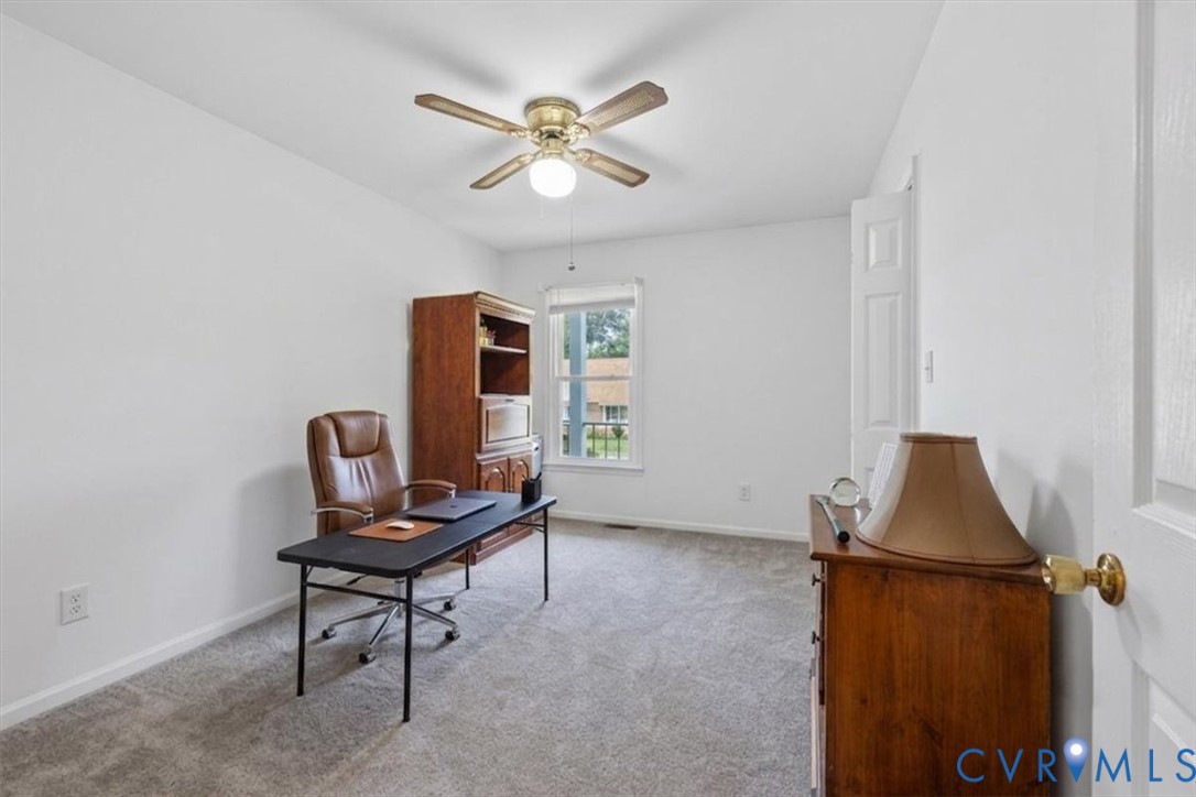 5217 Chesdin Road Petersburg, VA 23803 - Photo 13 of 26