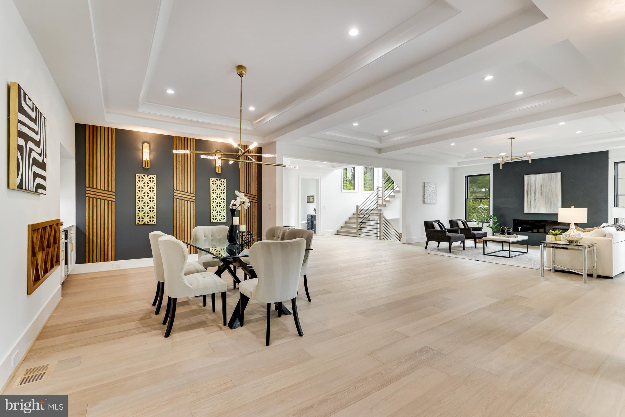 1440 Oakview Drive McLean, VA 22101 - Photo 11 of 87 Dining Room