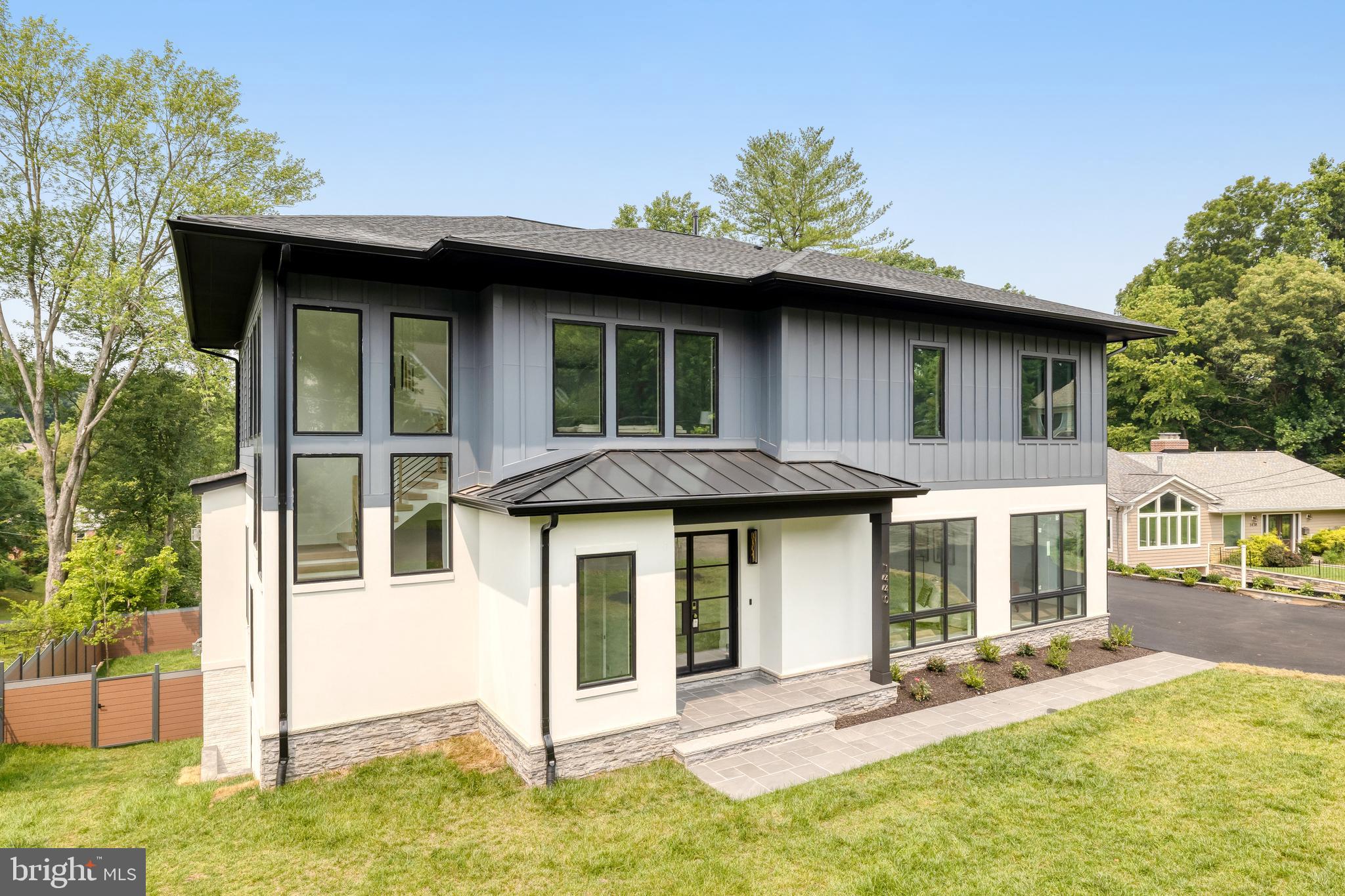 1440 Oakview Drive McLean, VA 22101 - Photo 3 of 87 Front Elevation