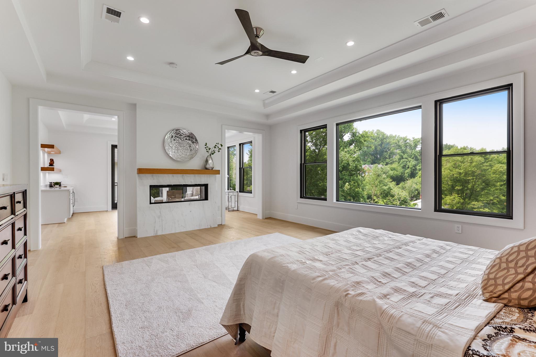 1440 Oakview Drive McLean, VA 22101 - Photo 38 of 87 Primary Bedroom