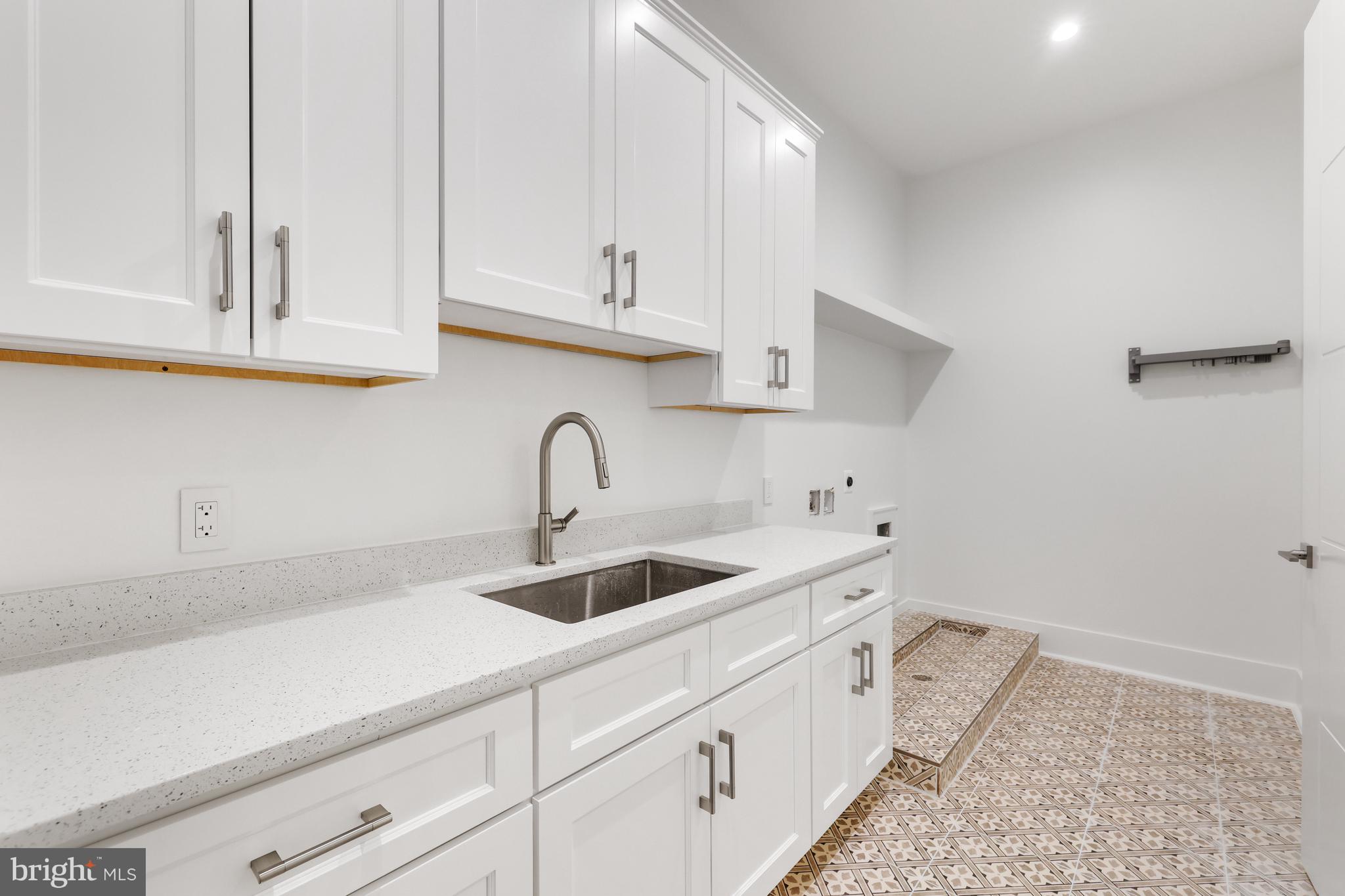 1440 Oakview Drive McLean, VA 22101 - Photo 48 of 87 Laundry Room