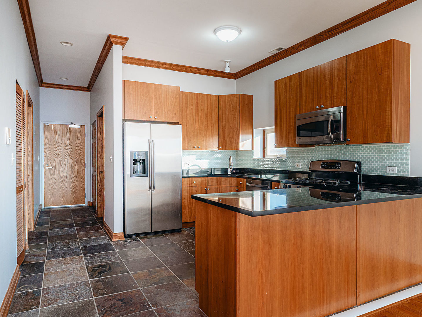 14 South Leavitt Street Chicago, IL 60612 - Photo 16 of 41