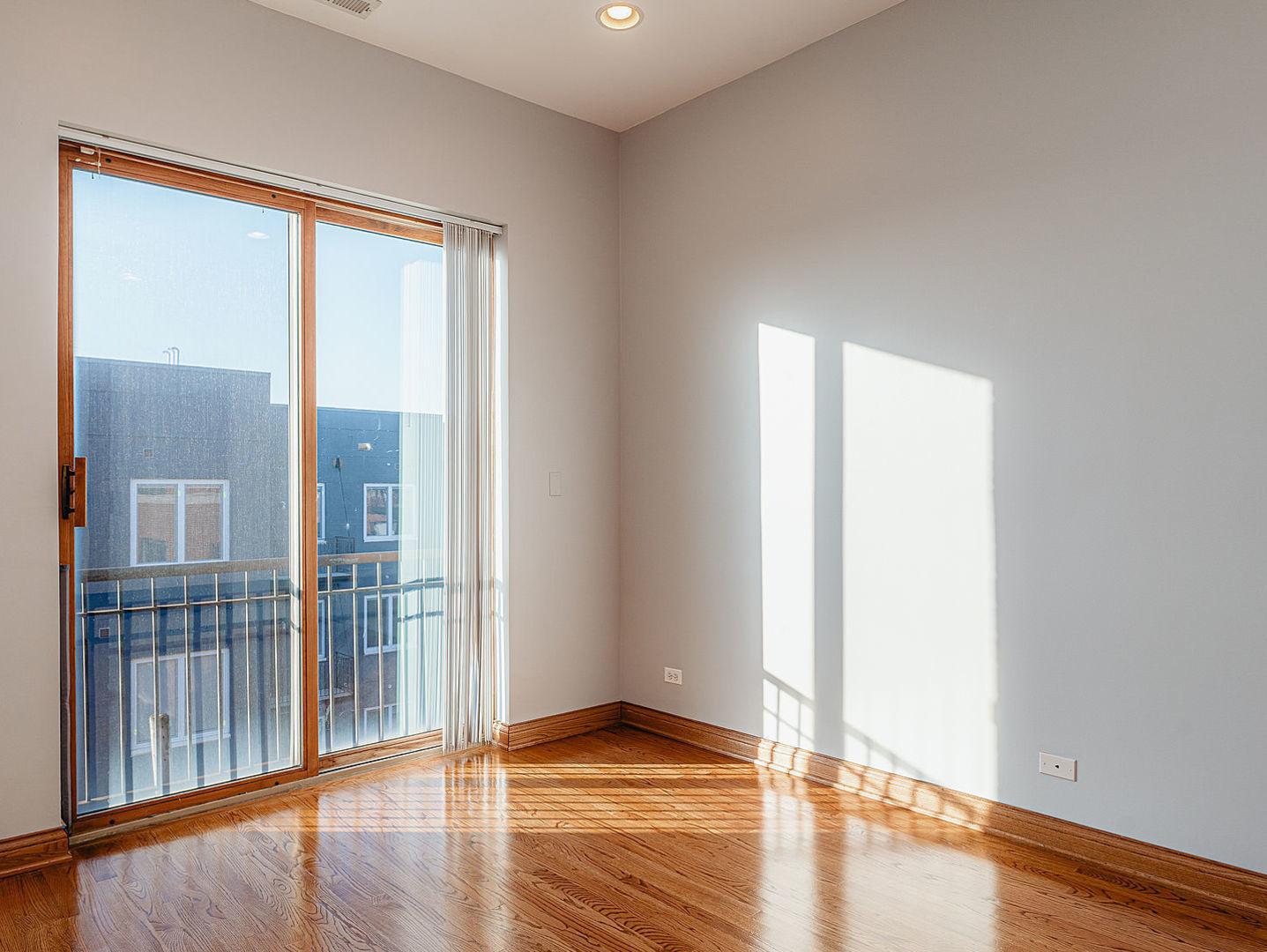 14 South Leavitt Street Chicago, IL 60612 - Photo 17 of 41