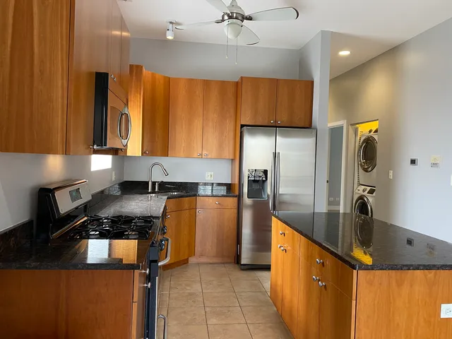 $1,850,000 | 14 South Leavitt Street, Chicago, IL 60612