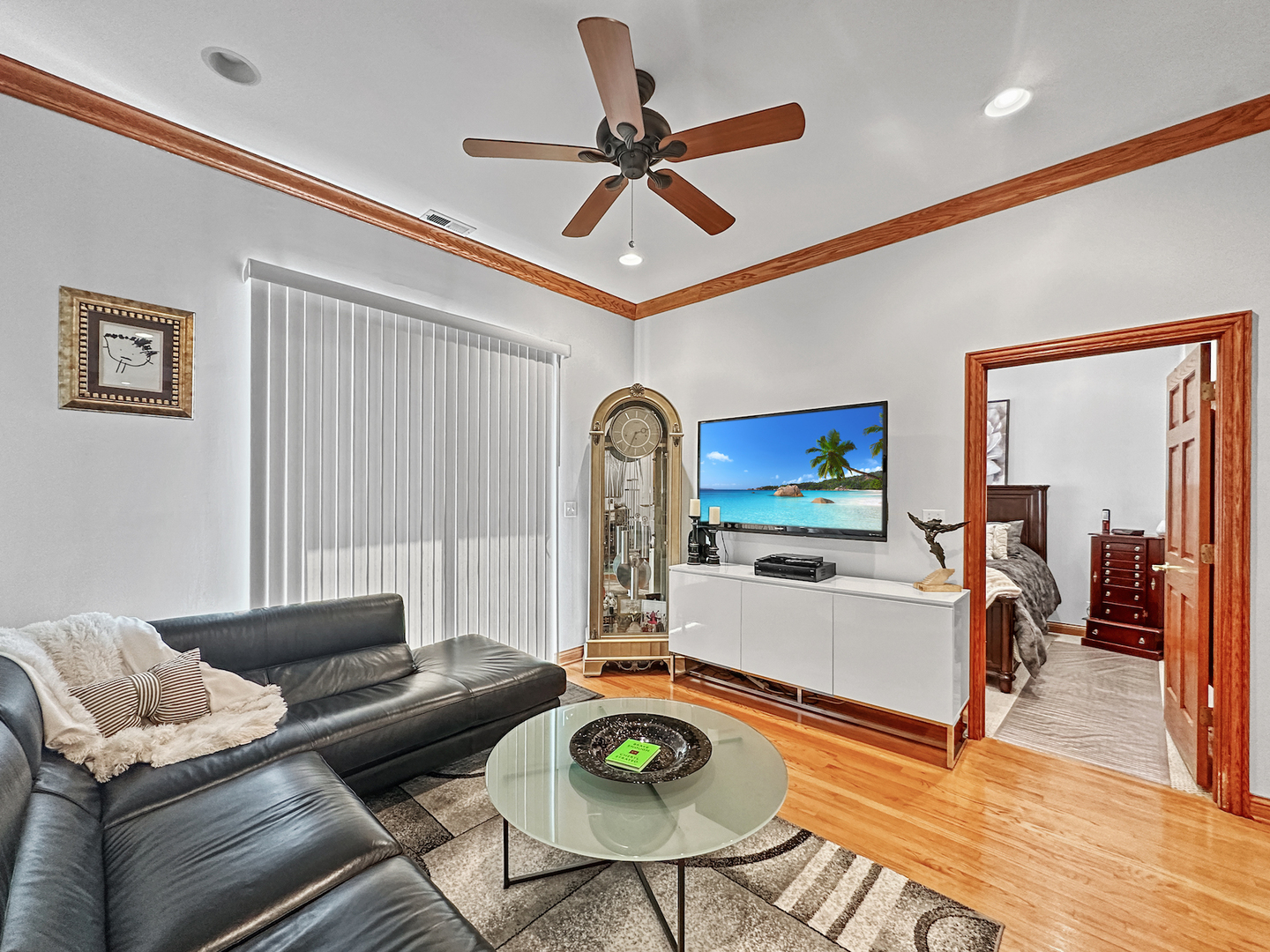 14 South Leavitt Street Chicago, IL 60612 - Photo 3 of 41