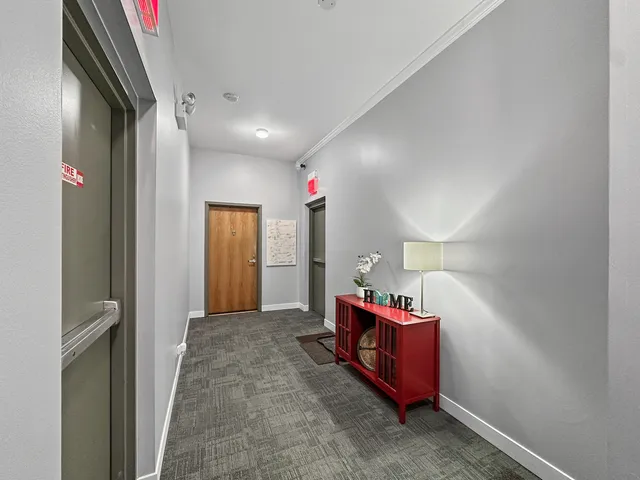 $1,850,000 | 14 South Leavitt Street, Chicago, IL 60612