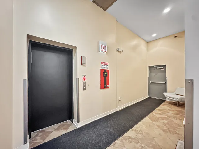 $1,850,000 | 14 South Leavitt Street, Chicago, IL 60612