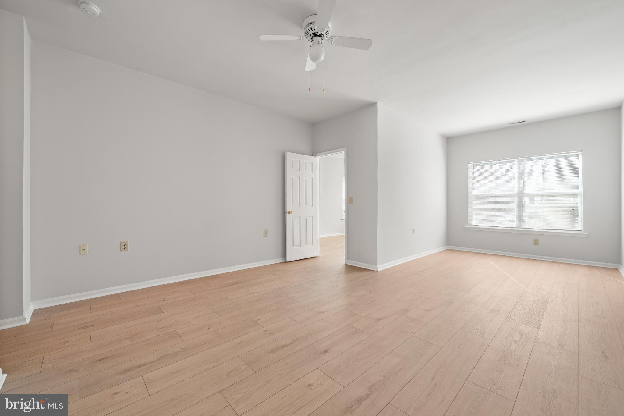 16 Newport Road Manahawkin, NJ 08050 - Photo 14 of 29 Bright and airy open space awaits your touch.