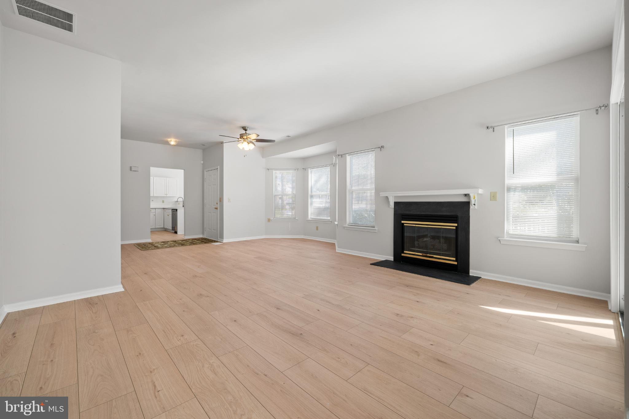 16 Newport Road Manahawkin, NJ 08050 - Photo 3 of 29 Spacious living area with natural light.