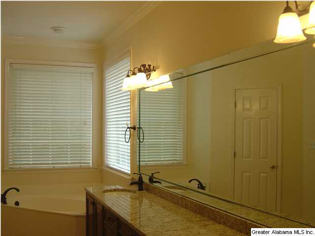 1710 Sandy Ridge Way Hoover, AL 35244 - Photo 13 of 28