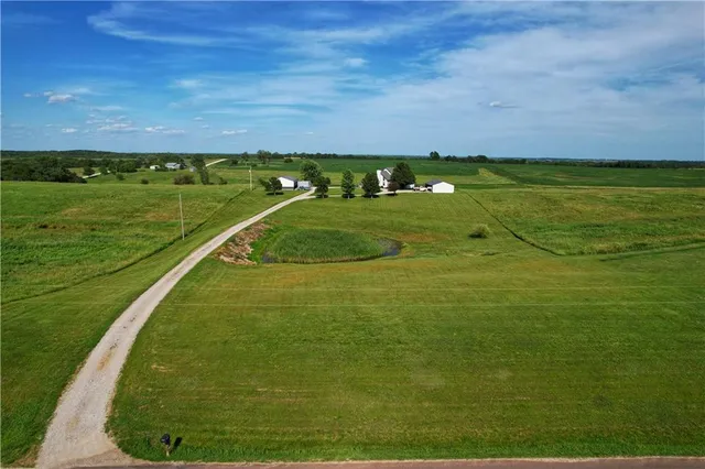 $550,000 | 11341 Osborne Road, Atchison, KS 66002