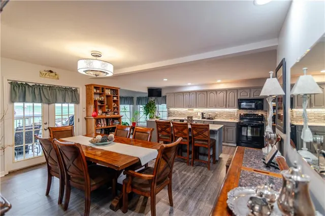 $550,000 | 11341 Osborne Road, Atchison, KS 66002