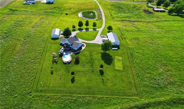$550,000 | 11341 Osborne Road, Atchison, KS 66002
