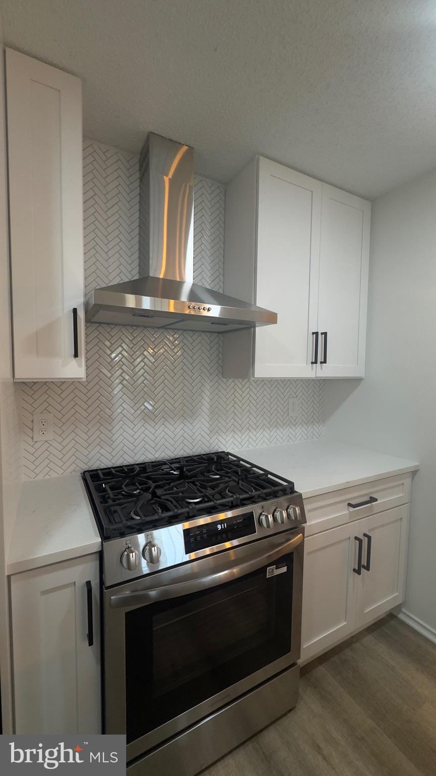 20991 Timber Ridge Terrace, Unit 101 Ashburn, VA 20147 - Photo 8 of 22