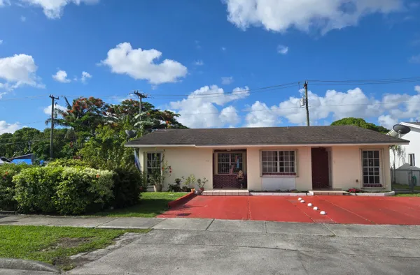 $825,000 | 11302 Southwest 7th Street, Miami, FL 33174