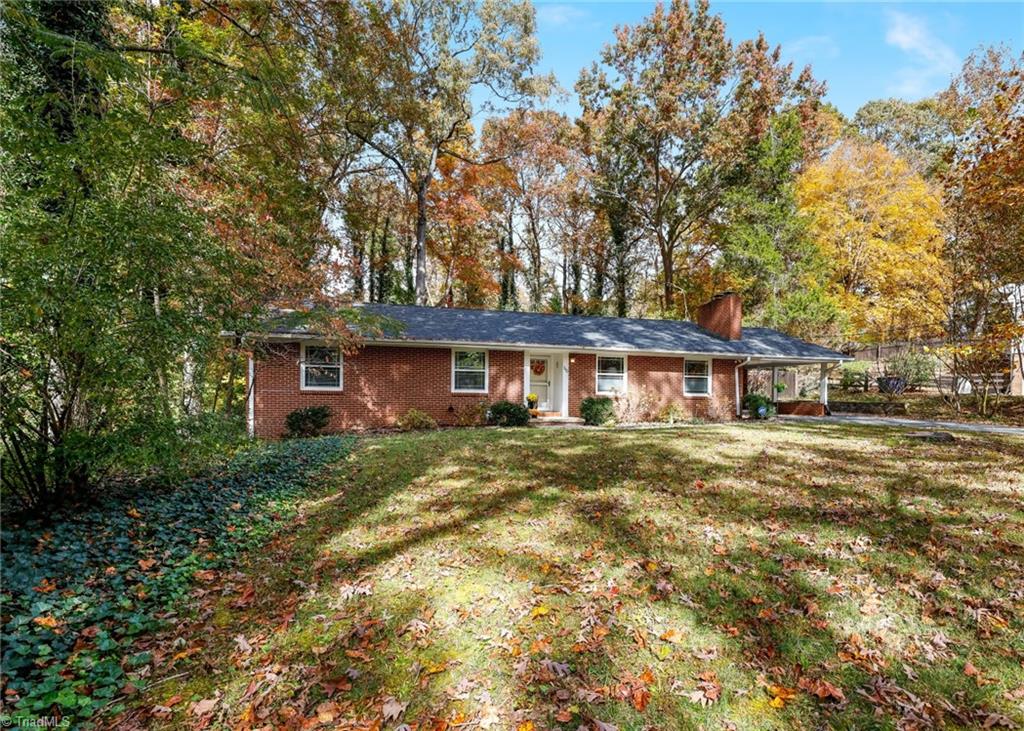 112 Woodbriar Road Winston-Salem, NC 27106 - Photo 2 of 43 Gallery Image 2