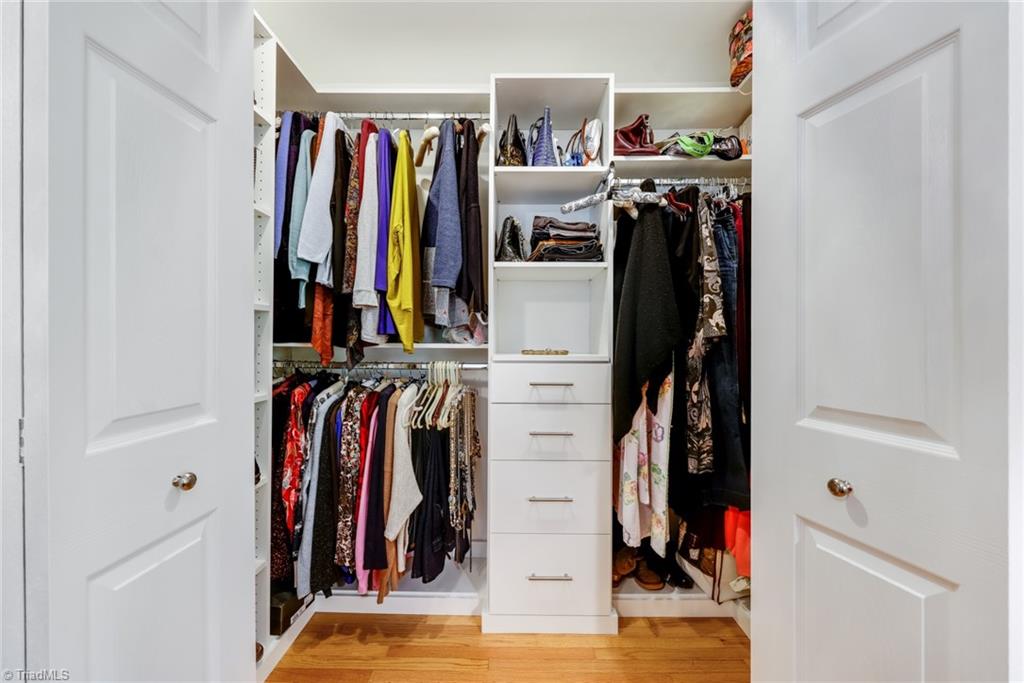 112 Woodbriar Road Winston-Salem, NC 27106 - Photo 23 of 43 Gallery Image 23