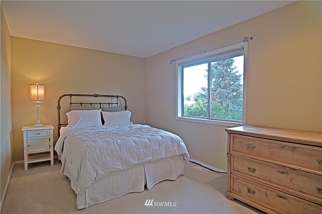 2517 238th Place Southeast Bothell, WA 98021 - Photo 13 of 22