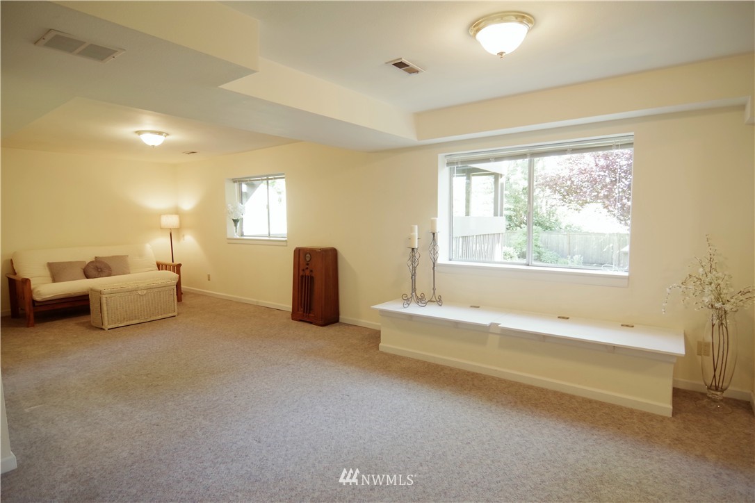 2517 238th Place Southeast Bothell, WA 98021 - Photo 16 of 22