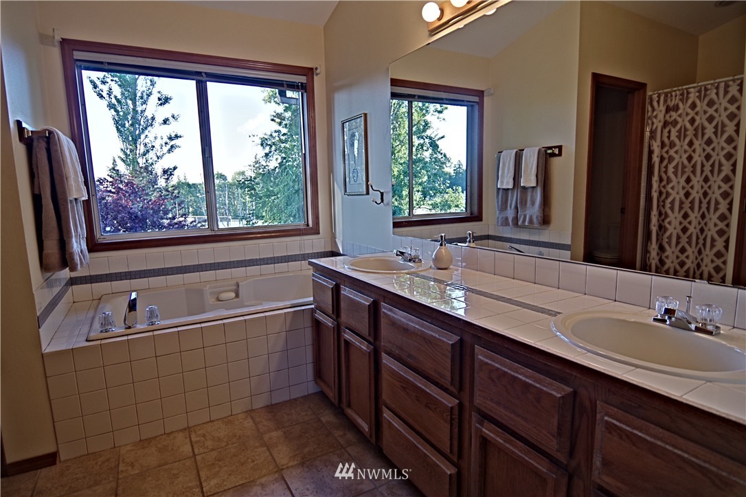 2517 238th Place Southeast Bothell, WA 98021 - Photo 10 of 22