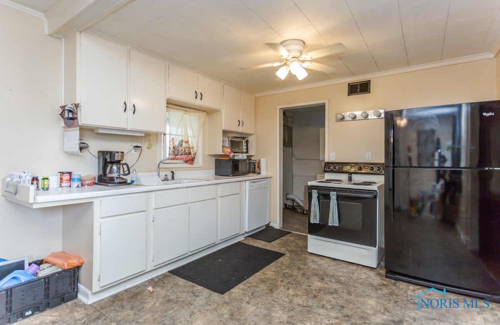 607 Eckel Road Perrysburg, OH 43551 - Photo 9 of 22 Gallery Image 9