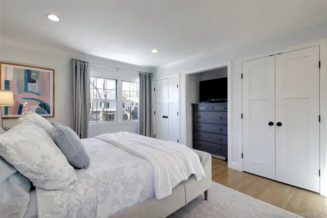 $1,450,000 | 26 Marlin Lane, Port Washington, NY 11050