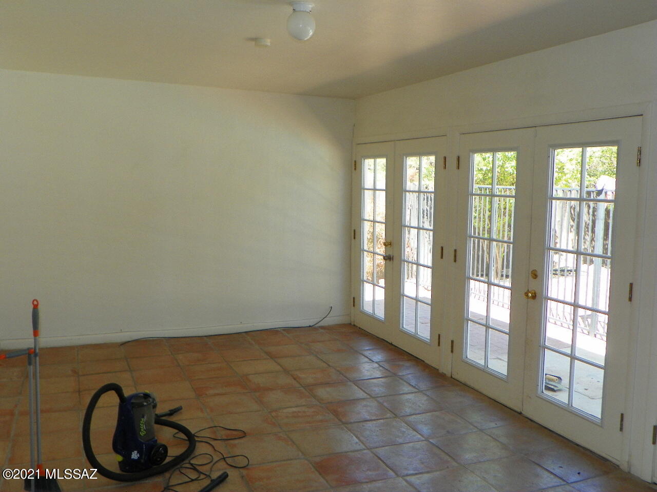 408 Calle Madrid Rio Rico, AZ 85648 - Photo 12 of 25 Gallery Image 12