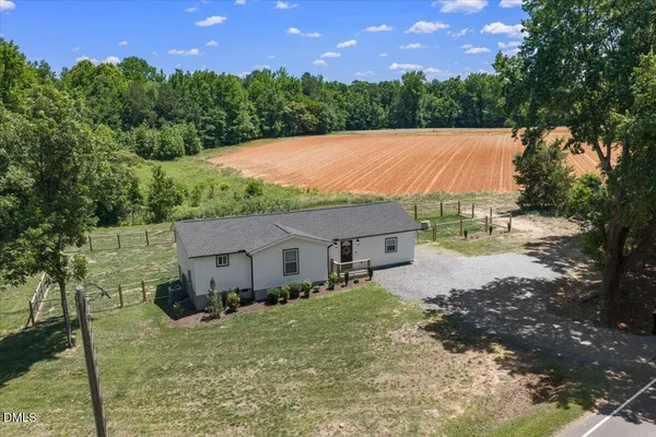 $300,000 | 4004 Old N C 75, Stem, NC 27581