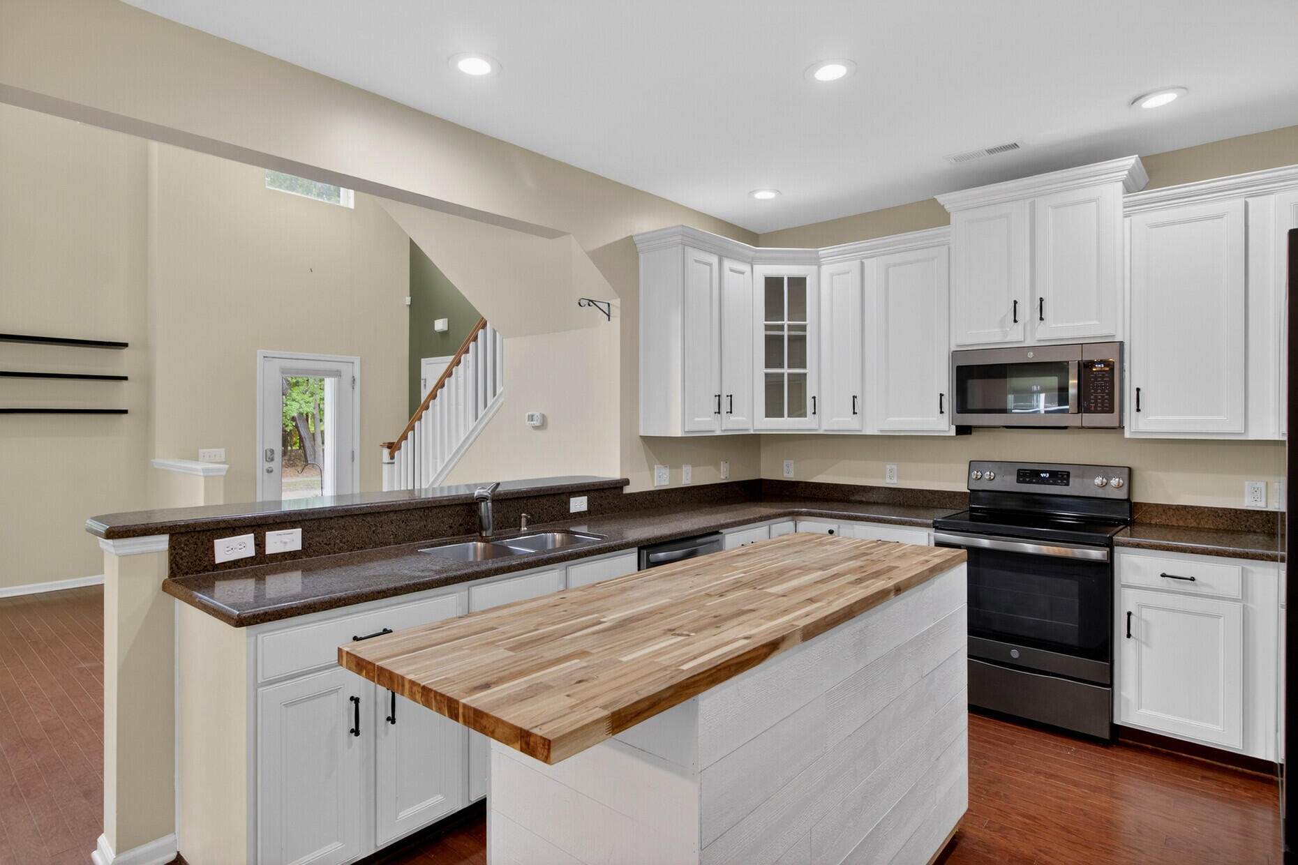 1244 Segar Street Johns Island, SC 29455 - Photo 16 of 54 Kitchen