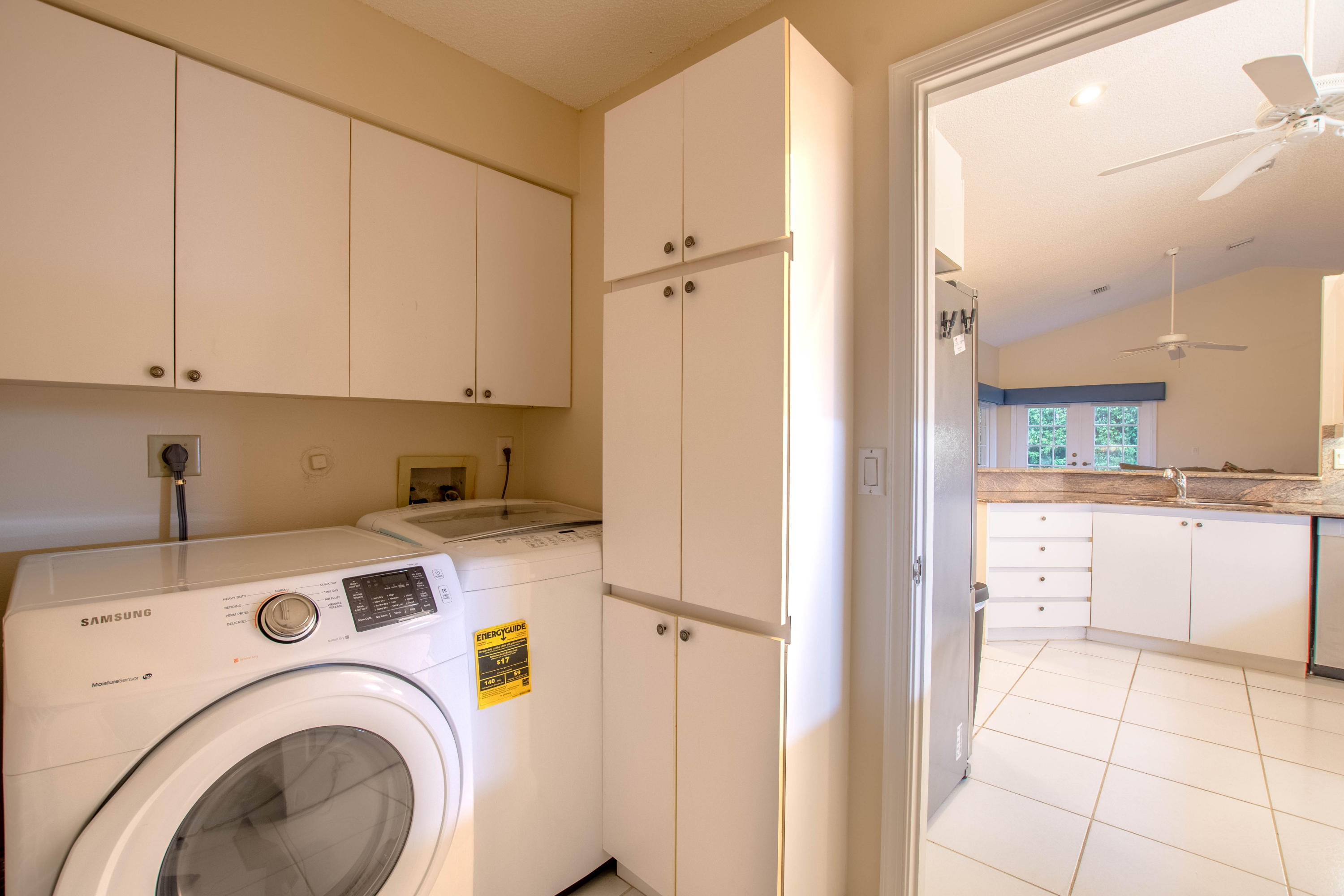 12785 Kingsway Road Wellington, FL 33414 - Photo 17 of 28 Laundry Room