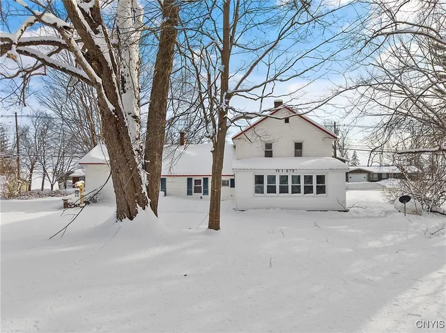 $259,900 | 3 Kibbie Lake Road, Constantia, NY 13044