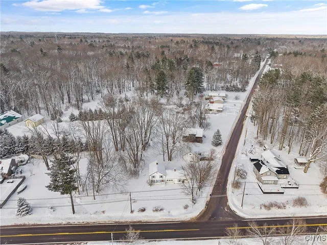 $259,900 | 3 Kibbie Lake Road, Constantia, NY 13044