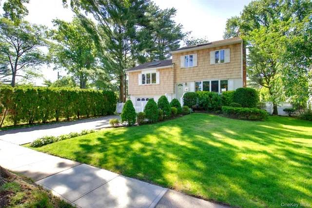 $1,199,000 | 172 Brook Street, Garden City, NY 11530