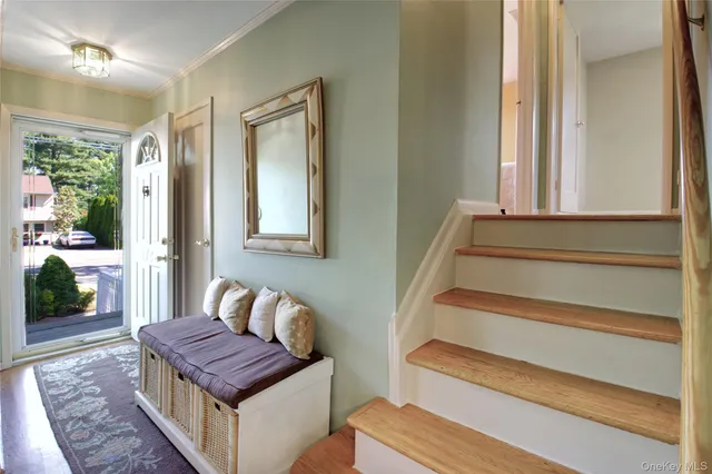 $1,199,000 | 172 Brook Street, Garden City, NY 11530