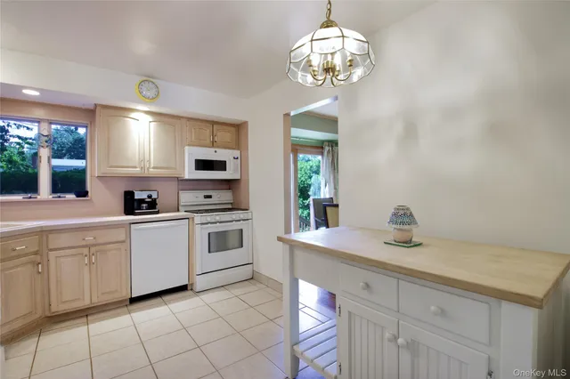 $1,199,000 | 172 Brook Street, Garden City, NY 11530