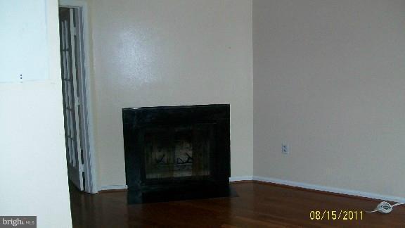7212 Split Rail Lane Laurel, MD 20707 - Photo 8 of 17 Living Room