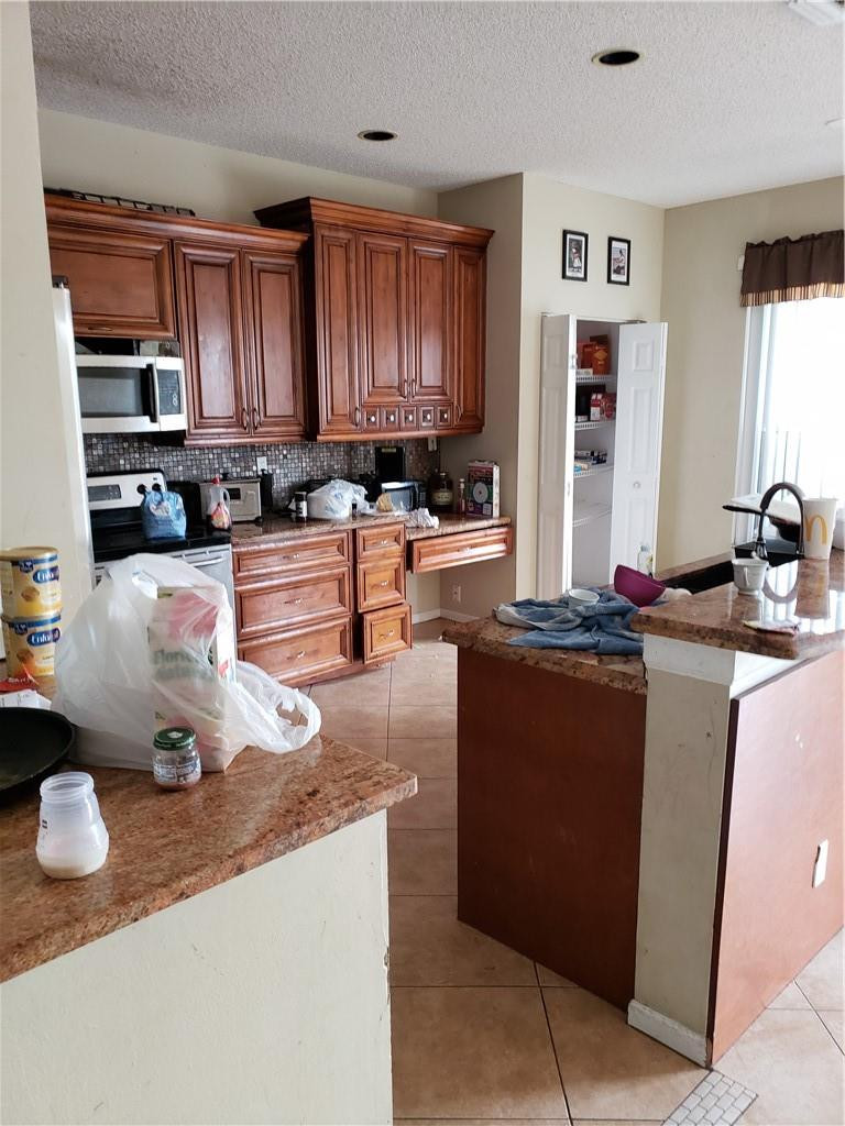 17602 Southwest 32nd Street Miramar, FL 33029 - Photo 2 of 9 Photo 2