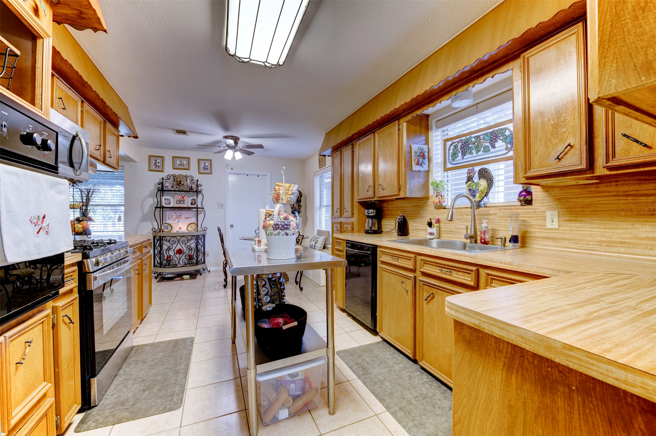 1664 Farm To Market 1010 Road Cleveland, TX 77327 - Photo 13 of 50