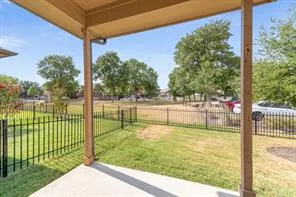 $1,995 | 1001 Zodiac Lane, Unit 50, Round Rock, TX 78665