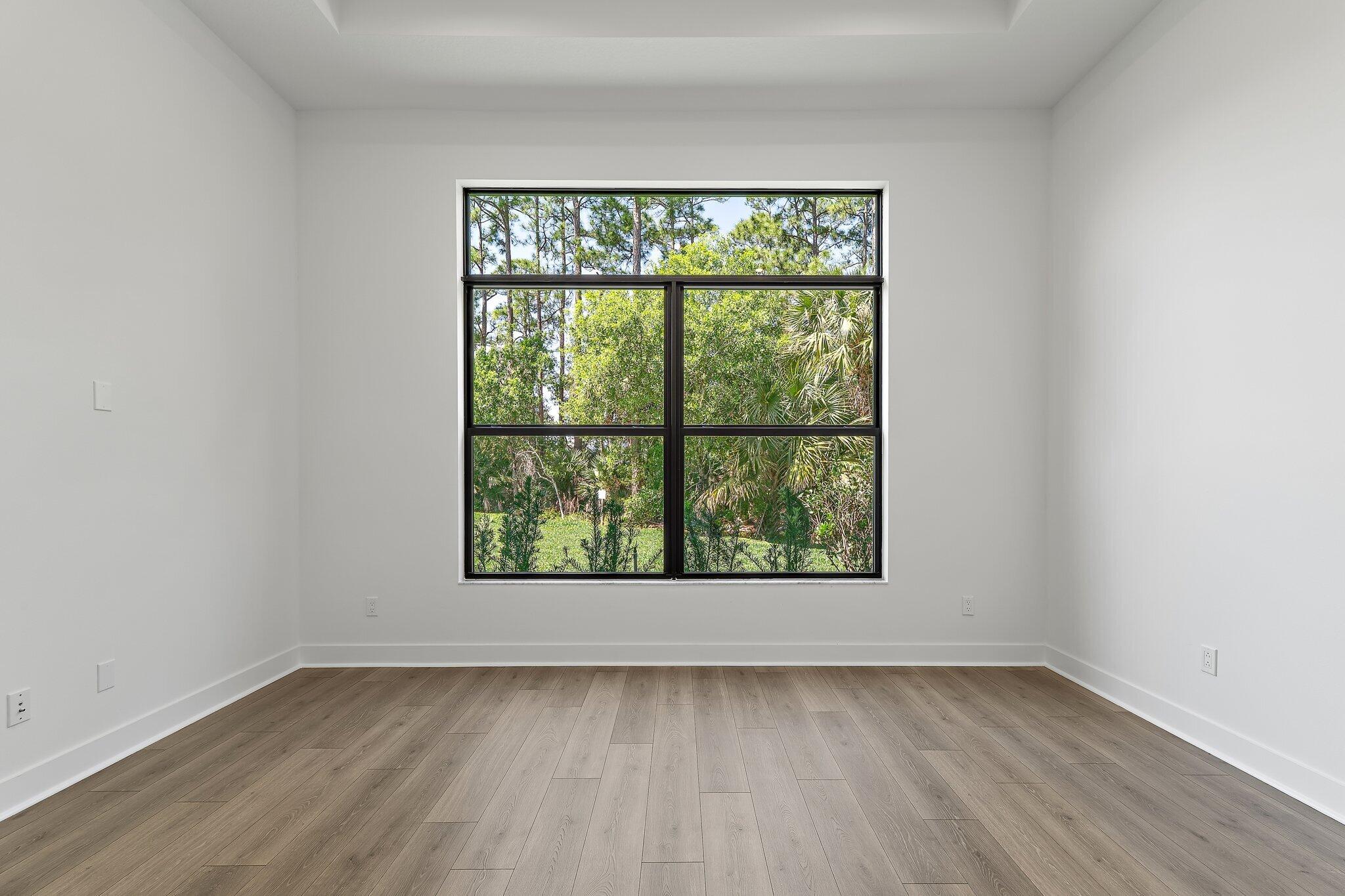 6880 Southeast Haven Lane Stuart, FL 34997 - Photo 12 of 38 Owner's Suite